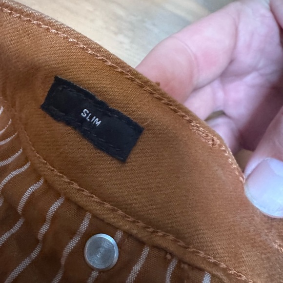 Bonobos Slim Travel Jean. - Picture 8 of 10